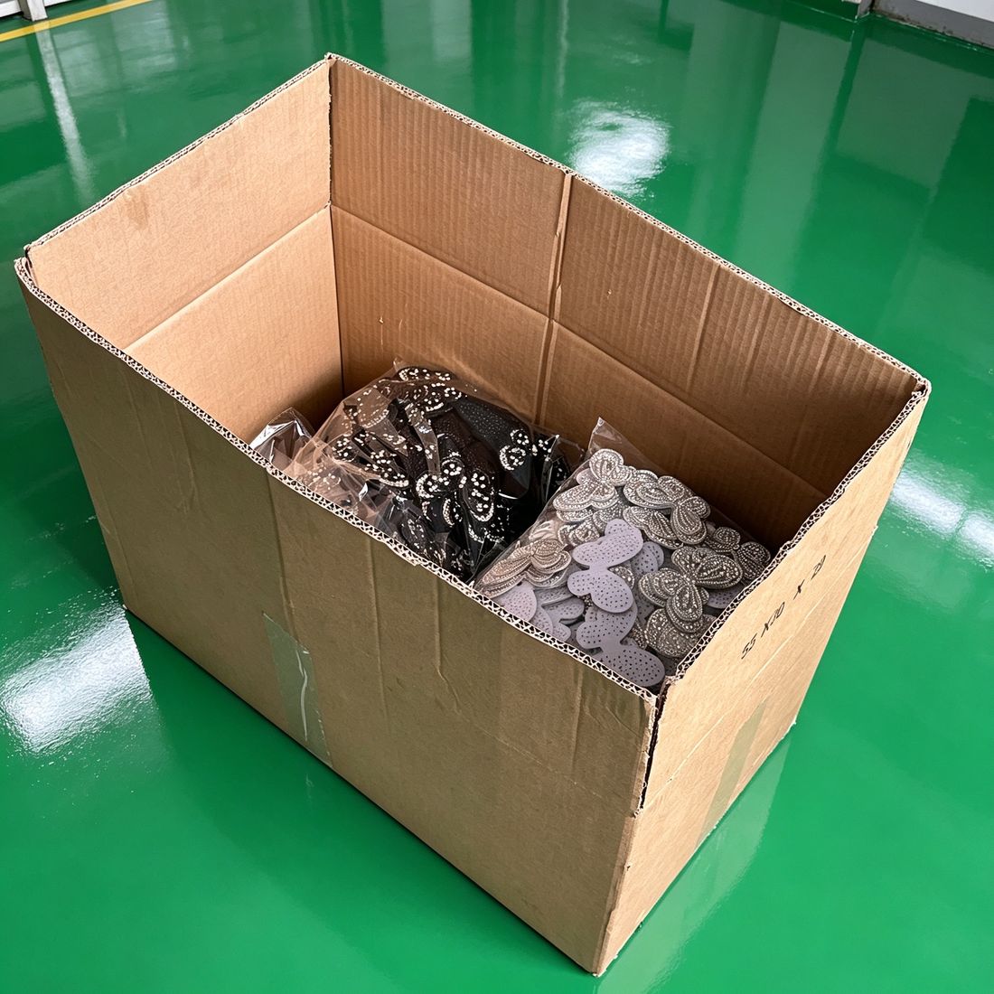 Diamond Flower butterfly motifs packed in bulk carton ready for wholesale shipment